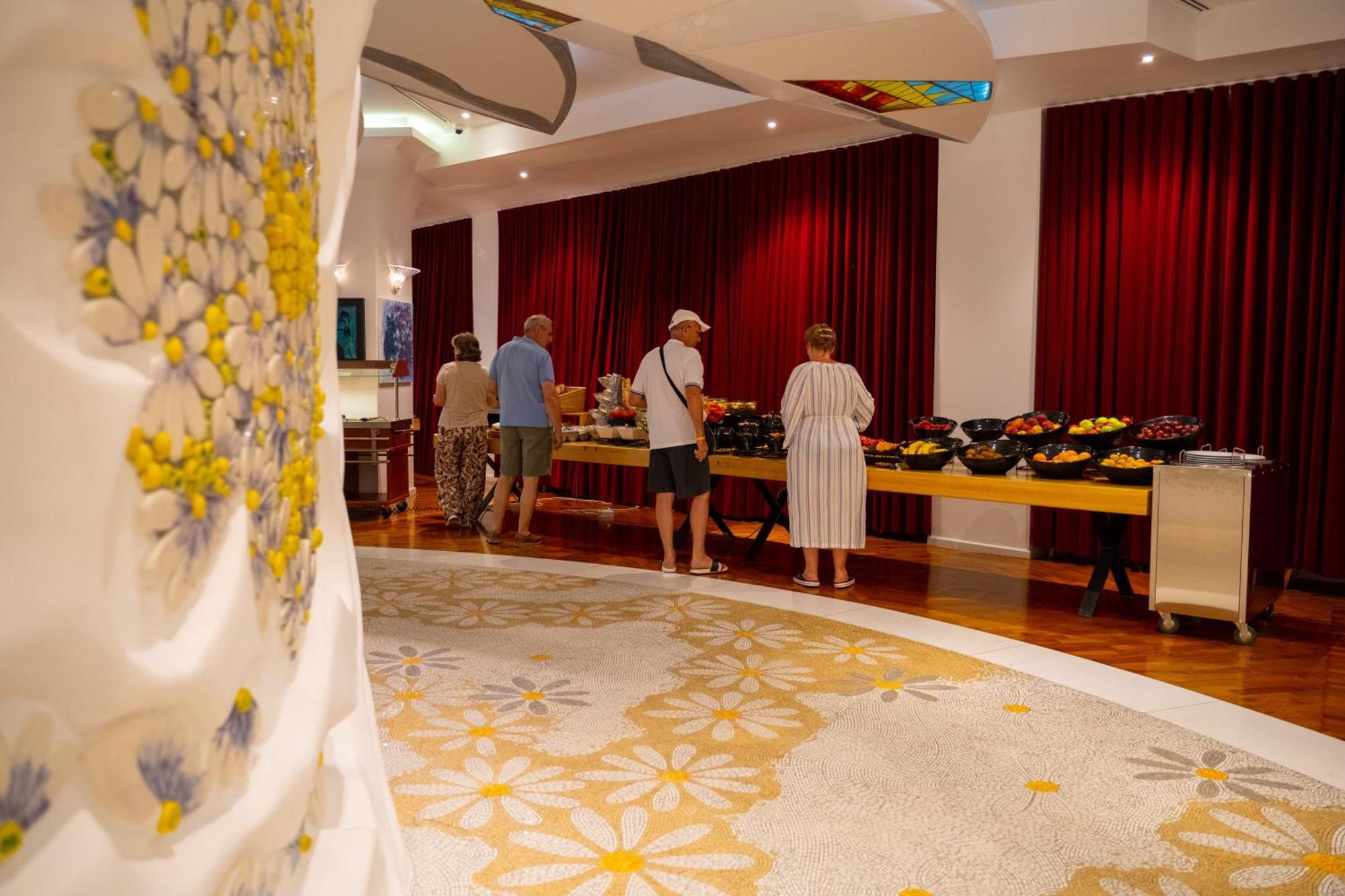 Bougainville Bay Apartments Saranda Kültér fotó
